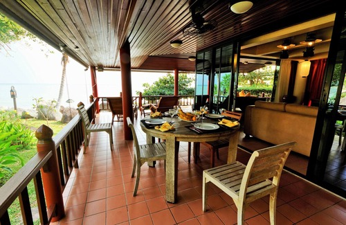 Hua Thanon Villa | Beach villa for lovers !