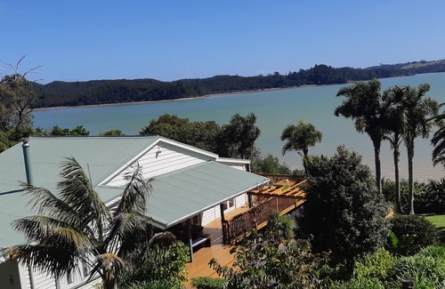Russell Villa | Beach Villa - Fully air conditioned - Spa & private beach