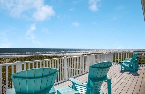 Yaupon Beach House | Beach Walkers by Oak Island Accommodations