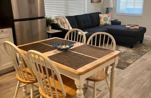 Clearwater House | Beach Within Reach Apt 5
