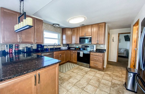 Oak Harbor House | "BEACHCOMBER"- A Gem on Lake Erie 120 Feet of Private Frontage and Beach
