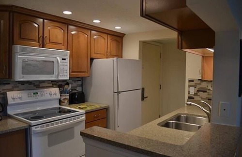 Longboat Key Condo | Beachcomber unit 405