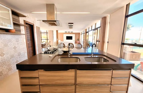 Camboinha House | Beachfront mansion with swimming pool in João Pessoa