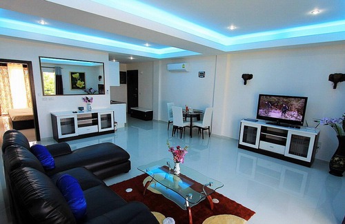 Klong Son Apartment | Beachfront 1 Bedroom Apartment with Sea View