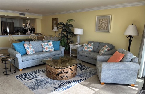 Punta Rassa Condo | Beachfront 10th Floor Resort Condo - Breathtaking views