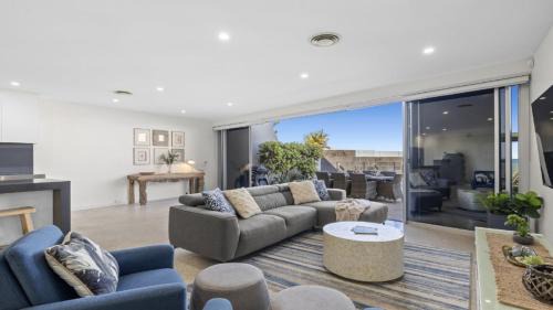 Sapphire Beach House | Beachfront #12 - Direct Beach Access, Pet Friendly, 5Bed 4Bath