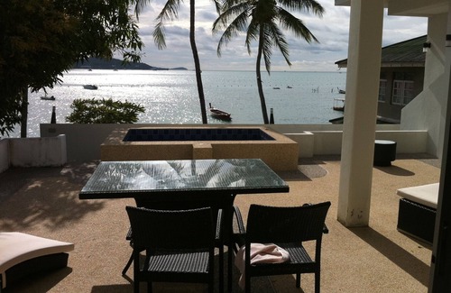 Wichit Apartment | Beachfront 2 bedrooms apartment - Stunning seaview