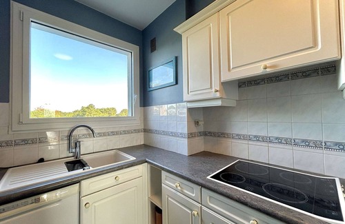La Baule-Escoublac Apartment | Beachfront 2-Bedroom Apartment with Terrace and Parking in La Baule