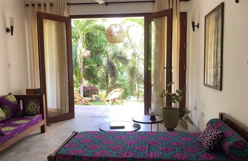 Tangalle Villa | Beachfront 2 bedroom villa - Tropical heaven!
