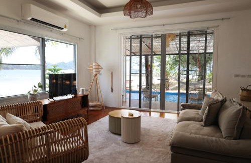 Chaloklum Villa | Beachfront 2BR Villa w Private Pool