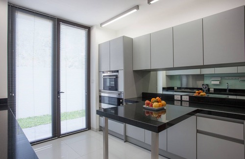 Cherngtalay Villa | Beachfront 4 Bedroom villa in Bangtao, Phuket