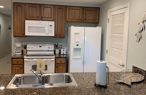 West Panama City Beach Condo | Beachfront, 4th Floor at SPLASH! FREE Beach Chairs & Umbrella Included!