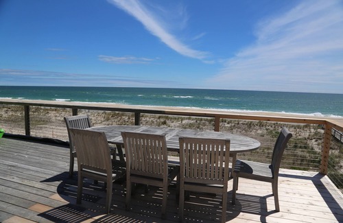 Ocean Bay Park House | Beachfront 5-bedroom vacation home, 15-minute walk to Ocean Beach