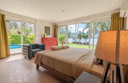Klong Son Villa | Beachfront 5-bedroom Villa - by KohChangVillas
