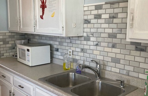 Charlestown Cottage | Beachfront 6-bedroom cottage, Step right onto the beach! 30 min. to Newport.