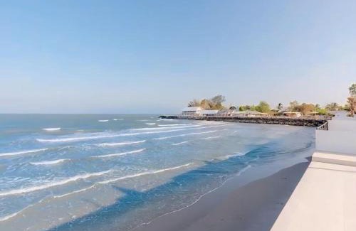 Cha-am Villa | Beachfront 998 Pool Villa
