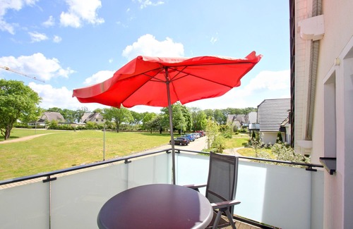 Lobbe Apartment | Beachfront apartment with balcony, use of swimming pool and sauna - Rex Rugia apartment 30-8