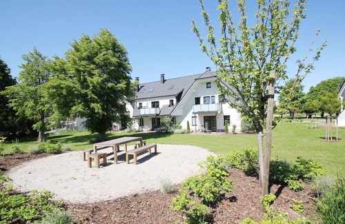 Lobbe Apartment | Beachfront apartment with balcony, use of swimming pool and sauna - Rex Rugia apartment 30-8