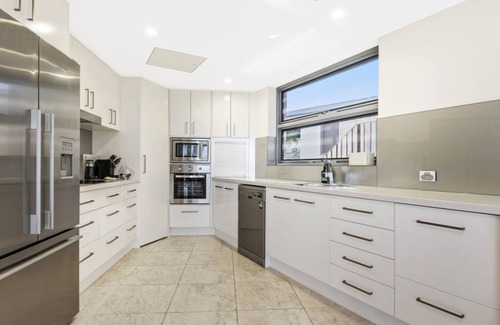 Bogangar Apartment | Beachfront Apartment 1 Cabarita Beach - Stylish Beachfront Apartment Overlooking Cabarita Beach
