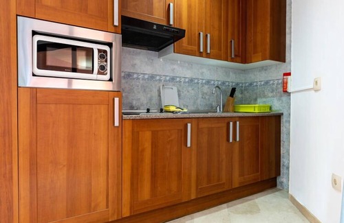 Puerto de la Duquesa Apartment | Beachfront Apartment -Don Juan Manilva