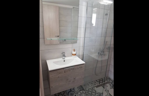 Kardamena House | Beachfront apartment with amazing Seaview!