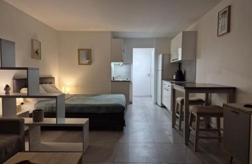 Marigot Apartment | Beachfront apartment