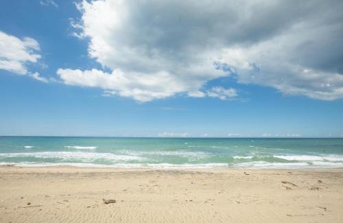 Rio Grande Apartment | Beachfront Apt on Aguada-5min from Rincon
