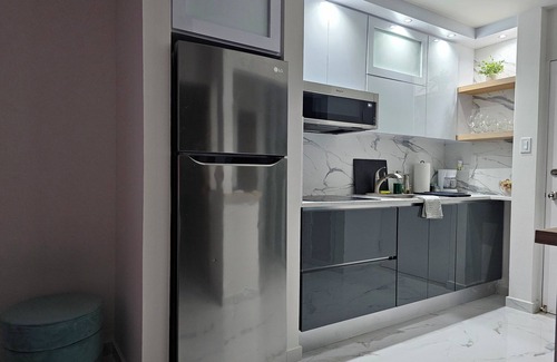 Isla Verde Apartment | Beachfront apt w/2 beds in Isla Verde. 2-5 minute walk to restaurants & shops!