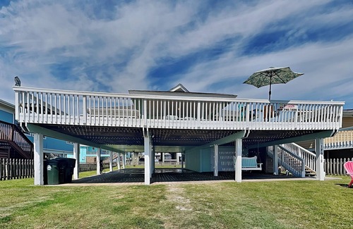 Bermuda Beach Cottage | Beachfront Bungalow