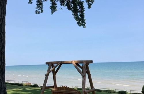 Filion House | Beachfront Bungalow Retreat on Lake Huron! #6