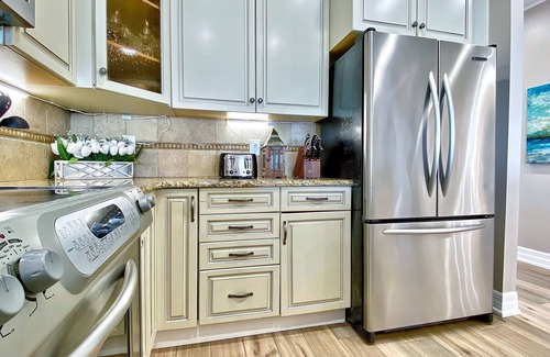 Independence Square Condo | Beachfront condo with WiFi, EV chargers, AC - one dog welcome