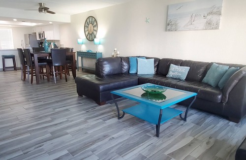 South Padre Island Condo | Beachfront Condo with Amazing Views. Recently Renovated 2 Bedroom/2 Bath.