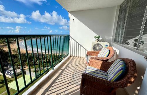 Vilomar Apartment | Beachfront condo at Costa Azul