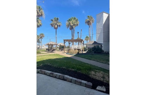 North Beach Condo | Beachfront condo with spectacular view