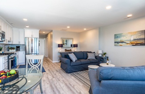 Fairfield Cottage | Beachfront cottage located in the heart of Fairfield Beach!