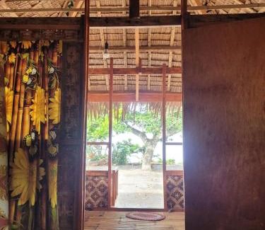 Santa Catalina House | Beachfront Cottages