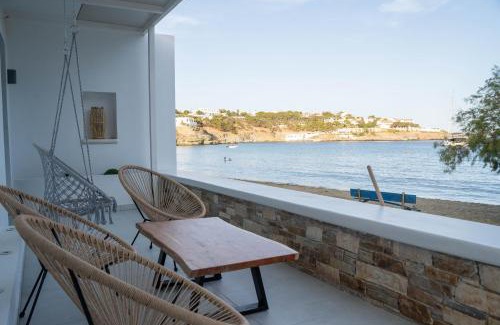 Kanala Apartment | Beachfront cycladic suite Irene Apartments boutique hotel
