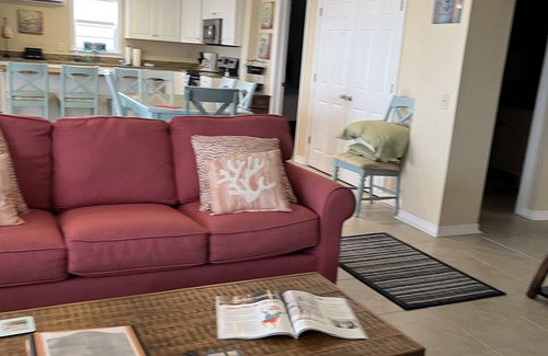 Fort Morgan House | Beachfront/GulfFront,1stRow,5BR, 2500sf, sleeps18, Newly Renovated & PetFriendly