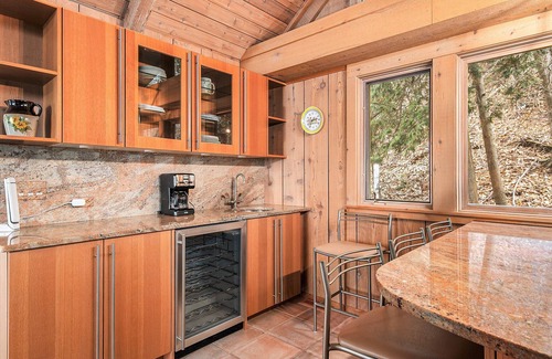 Harbor Springs House | Beachfront Home for Couples, Small Families on Lake Michigan