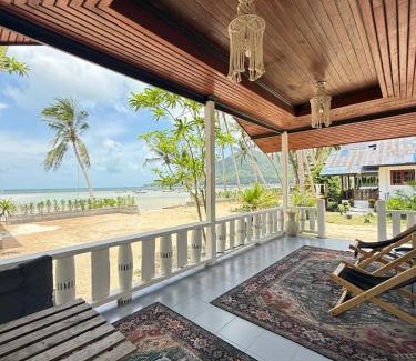Chaloklum House | Beachfront house in Chaloklum