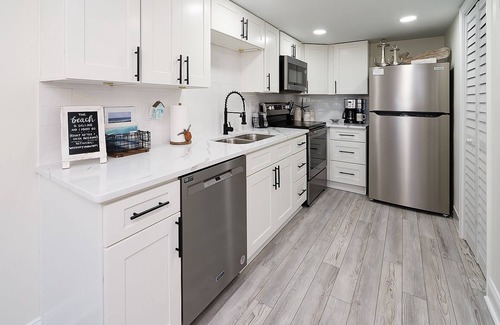 Sunnyside Condo | Beachfront LOWrise @ Pinnacle Port B3 Quiet Beach in Carillon Gated Community