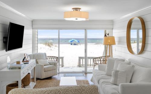 Sunnyside Apartment | Beachfront Oasis by Oversee 30A