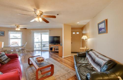Ocean Park Apartment | Beachfront Old Orchard Beach Condo with Balcony