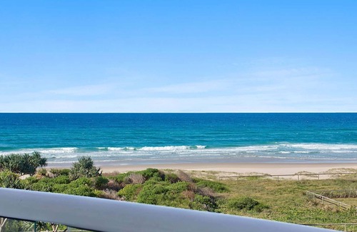 Palm Beach Apartment | Beachfront Palms 408 - Absolute Beachfront