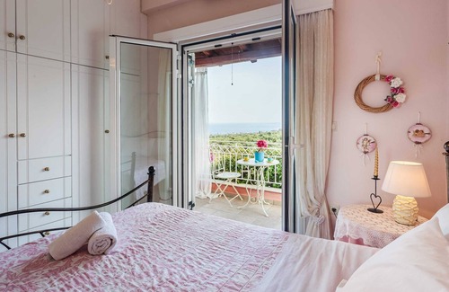 Messini House | Beachfront Panoramic Seaview - Galini Estate