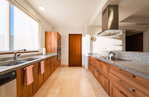 Santa Maria Huatulco Condo | Beachfront Penthouse | Resort Amenities