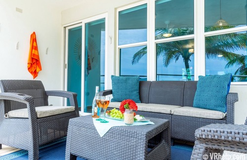 Puntas Condo | Beachfront ★ Pool ★ All New ★ AC ★ Free Gated Prkng ★ Laundry ★ WiFi ★ 1st Floor