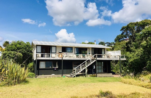 Cooks Beach House | Beachfront property, Mercury Bay