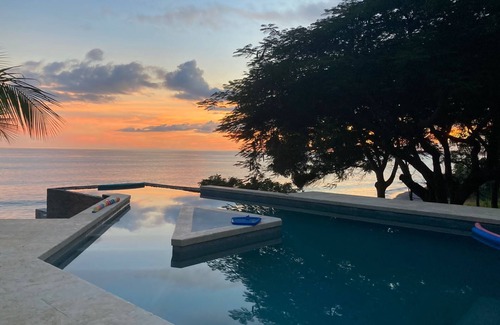 Punta Barco Villa | Beachfront Property with Pool Is Your Own Piece of Paradise