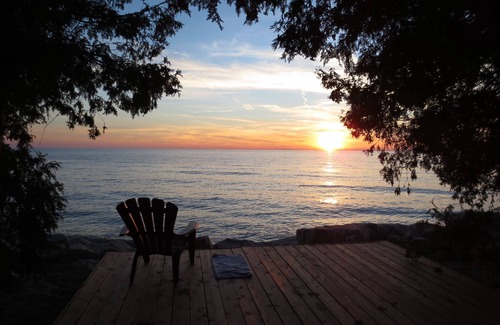 Port Albert Cottage | Beachfront SUNSET ESCAPE